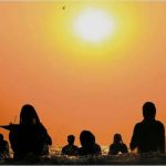 आज छठ पर्व, अस्ताउँदो सूर्यलाई अर्घ्य दिइँ मनाइदै