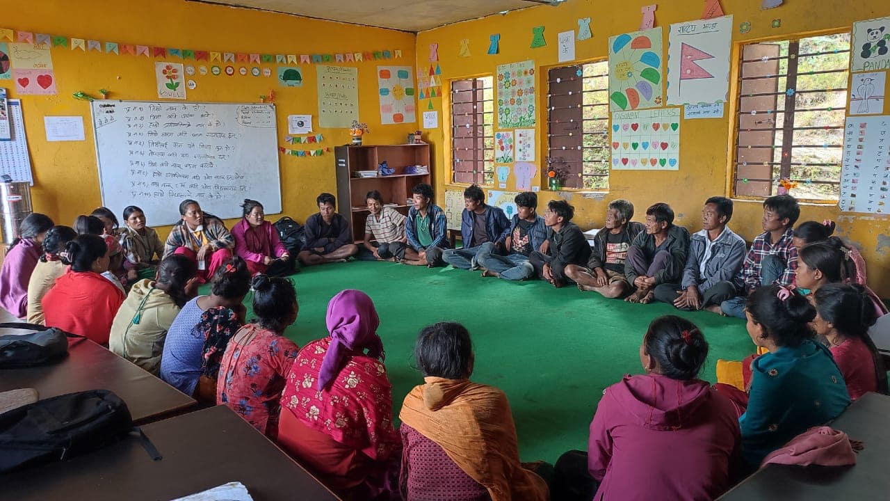 बिद्यालय परिर्वतनको संवाहक बन्दै आमा अभिभावकहरु