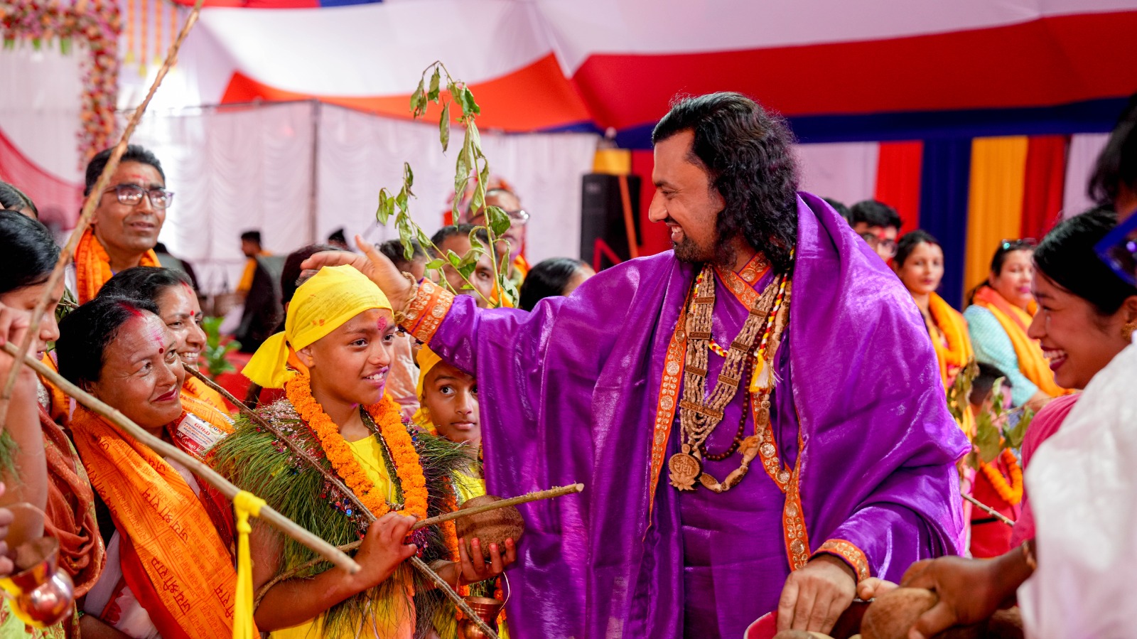 गण्डकी कोटिहोममा एक सय बढीको गरियो सामूहिक व्रतबन्ध