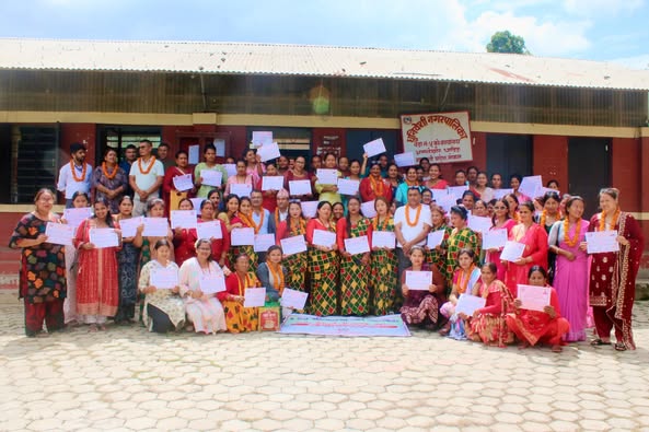 धुनिबेशी ५ मा महिलाहरूका लागि आत्मनिर्भर तथा अचार बनाउने  सीपमूलक तालिम सम्पन्न