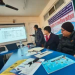 संचारकर्मी र जनस्वास्थ्य कार्यालय धादिङ विच अन्तरक्रिया : आमाकाे दूध शिशुका लागि उत्तम खानेकुरा