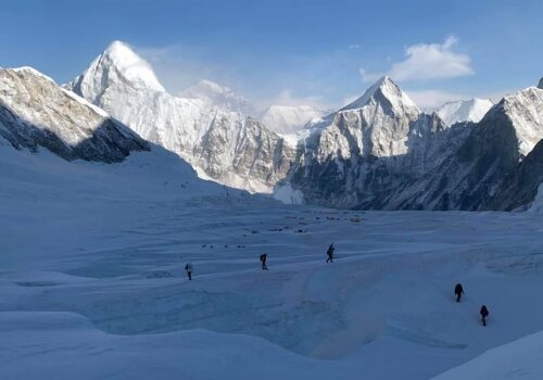 आज विश्व हिमनदी दिवस मनाइँदै