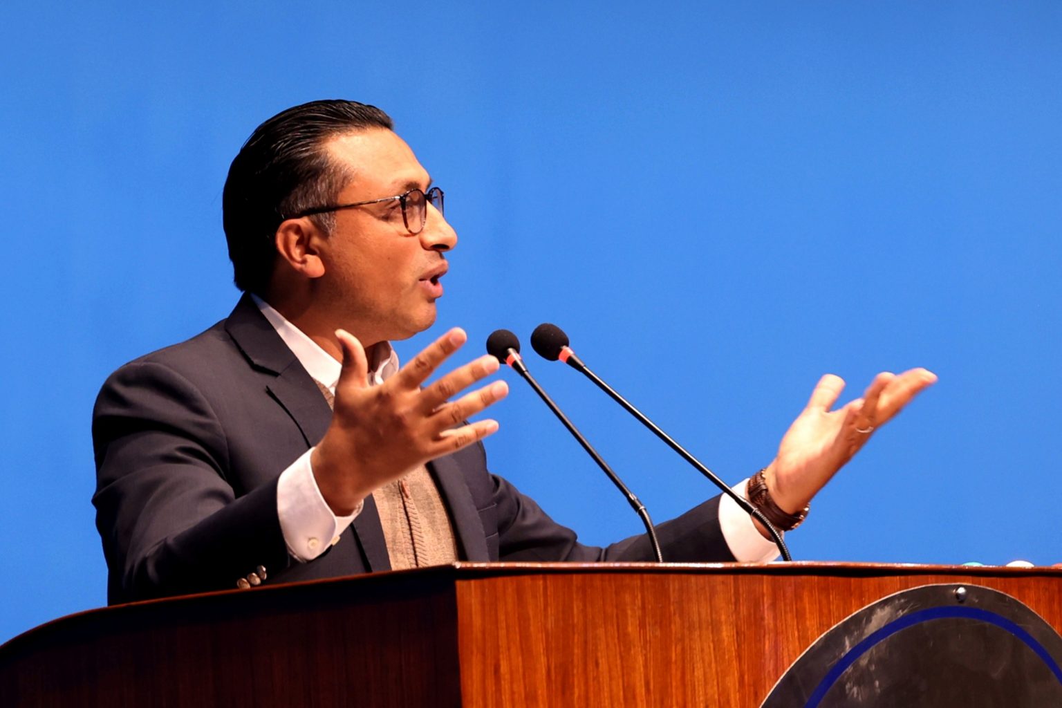 अर्थमन्त्री डा स्वर्णिम वाग्लेले सदनमा प्रस्तुत गर्नुभएको आगामी आवको बजेटको प्राथमिकताको पूर्ण पाठ