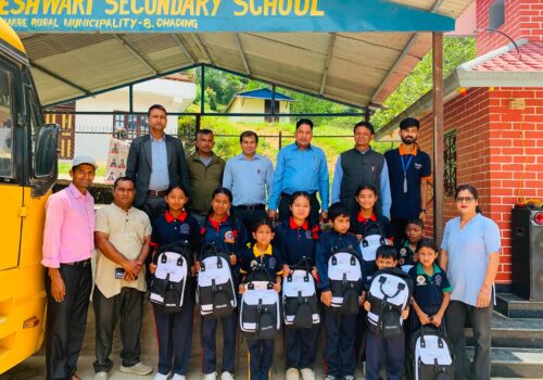 थाक्रेका १६० विपन्न तथा जेहेन्दार विद्यार्थीलाई शैक्षिक सामग्री सहयोग